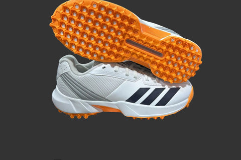 ADIDAS 22YDS Spikeless- 2026