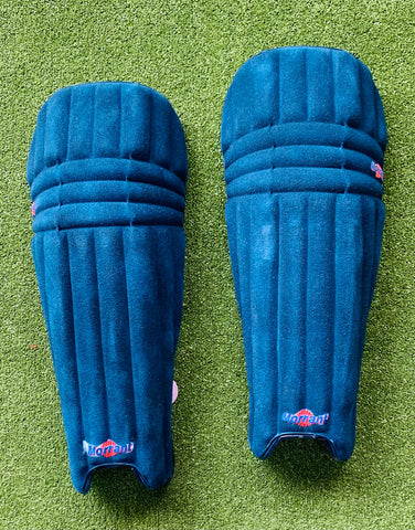 Morrant International Superlight Batting Pads (UK) 2025